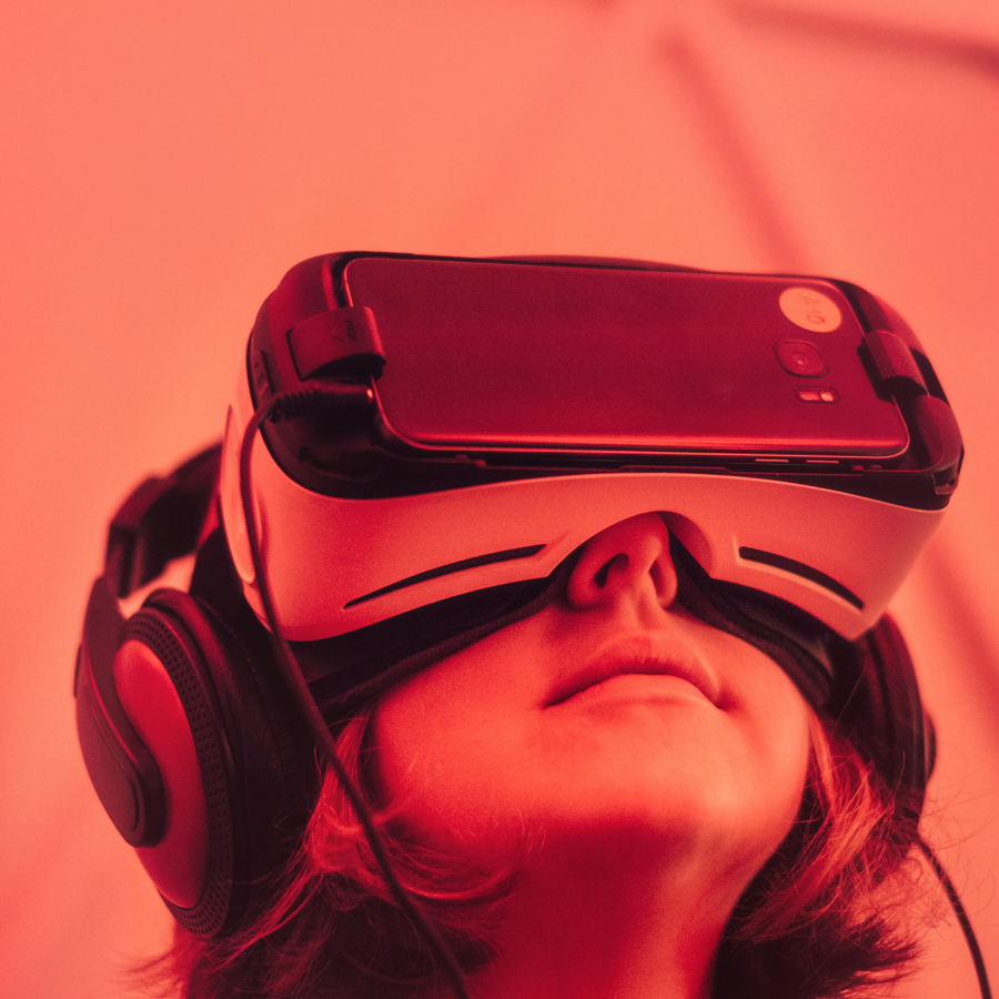 HansonSearch's tweet photo. Did you miss our special event with @DigiCatapult on how maximise #immersive innovations to drive better #CustomerExperience &amp; engagement?

Don't worry - we've written up the tips &amp; advice shared by our panel of experts on the blog: 
https://t.co/1ufwPqTIVO #vr #ar #hansonblog https://t.co/Gj0krVcKMk