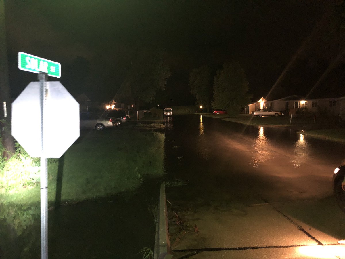 Several streets in Alda under water.