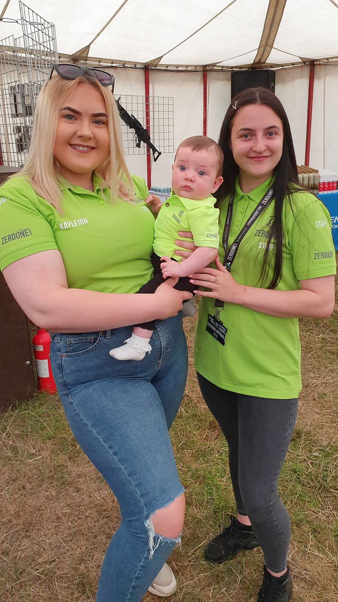 AirsoftFestival's tweet photo. @ZeroOneAirsoft's newest staff member 😄😄😄 #airsoftfestival #nationalairsoftfestival #naf19 https://t.co/fncup25tUp