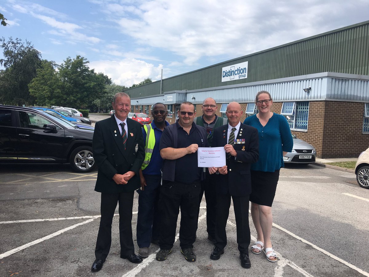 VastPR's tweet photo. Distinction Doors raises £1,180 for Help 4 Homeless Veterans https://t.co/FXRsUopi5J @DistinctionDrs #Help4HomelessVeterans #CharityFundraiser #Barnsley https://t.co/O2o7KGnfms