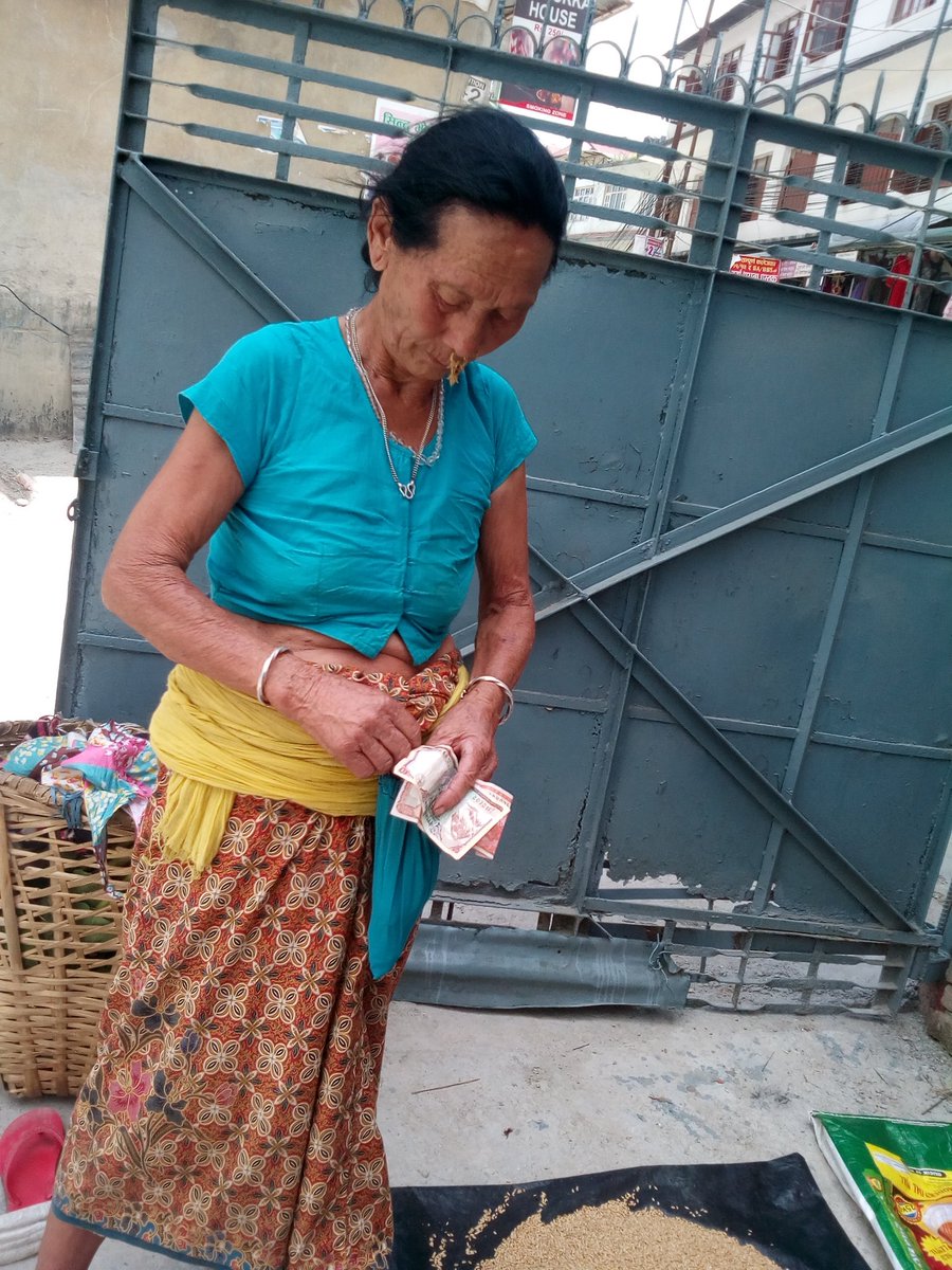 teleeprasad's tweet photo. A poor lady shelling vegetables door to door in basket(doko). Running 5Mile  around. My thought she is honest and simple. Bearing in noise called bulaki till old age. God love her health. https://t.co/mnZgWh6NTK