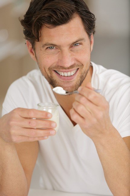 I love my job. Lately, colleagues have been writing names on the food in the office fridge. I'm currently eating a yoghurt called Susan. How cute! #FunnyFriday #Jokes