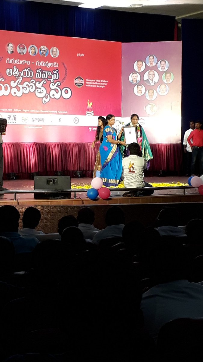 TGPA6's tweet photo. గురుకులంలో గురువులకు ఆత్మీయ సన్మానం కార్యక్రమంలో పాల్గొన్నారు. https://t.co/OR1z2Lu3tJ