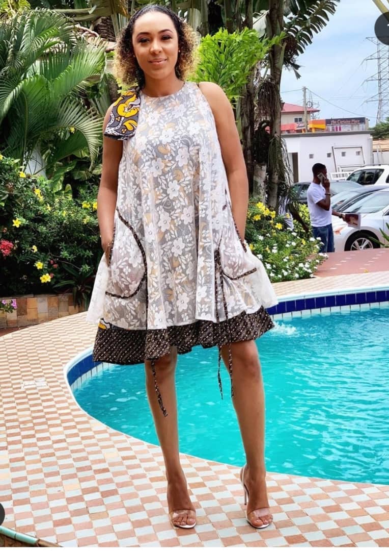 rinadepont's tweet photo. It's another Friday! Bring the gorgeous and the fun out. Casually. @Nikkisamonas in a Rina Depont. https://t.co/dHITNvsDd4
#rinadepont #tgif #casual #fashion #printfridays #printmix https://t.co/8xVlmBQxo8