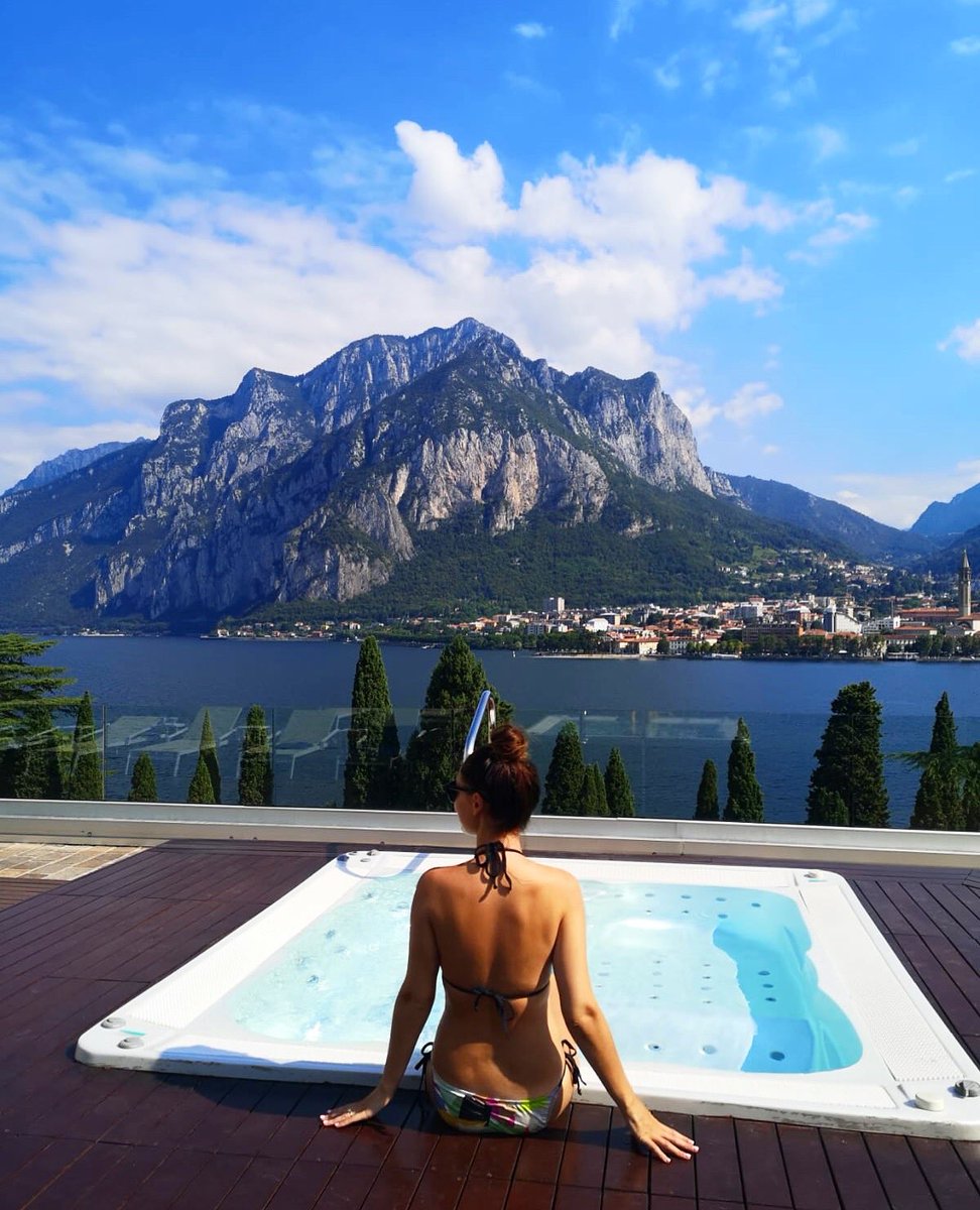 zaramcdaidart's tweet photo. #lakecomo #Italy #sunmerfun #travel https://t.co/dpH8O5n9Et