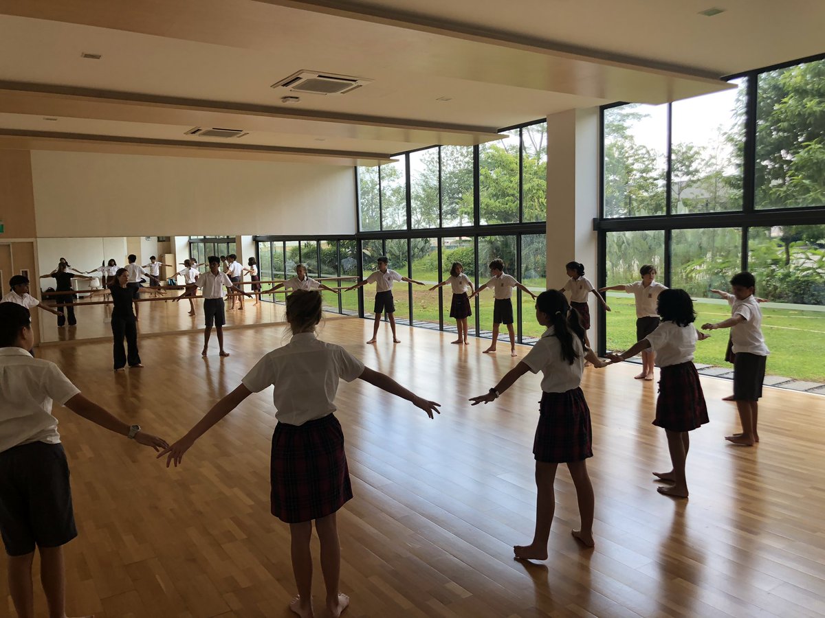 SeniorDulwichSG's tweet photo. Dance at Dulwich! How fortunate we are to now have dance across the curriculum! #DCSG #DCSGdance #ArtsAreAlive https://t.co/hlkefEi7C5