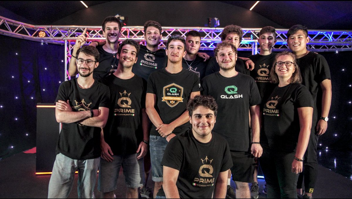 solterinoCR's tweet photo. A bit late, but I want to thank @TeamQLASH for giving me the opportunity to visit the Qlash House and watch the #qlashleague2 finals live. Special thanks to @AAsuitedAA for organising this bootcamp for the #QlashPrimeCommunity members, it has been a blast! https://t.co/RrEDPSUmJ8