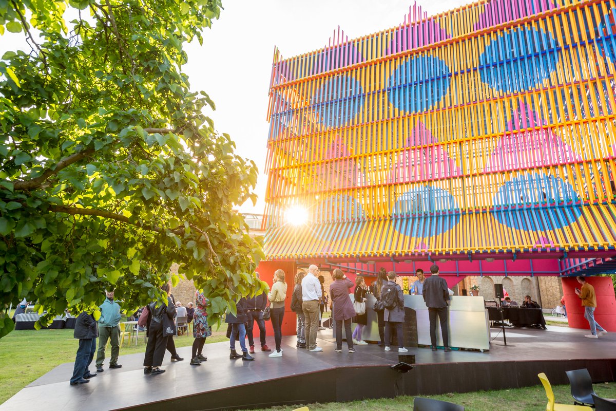 DulwichGallery's tweet image. 💫Immerse yourself in the world of interwar London and explore the Colour Palace in our Late this evening.

Featuring life-drawing with @ArtModCol, live jazz from @vimalarowe + @TheoJackson, exhibition tours of #cuttingedgedpg and more!

P.S. It&apos;s FREE😉

dpg.art/2N7IEl1