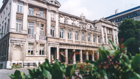 BAASUSSO's tweet photo. #NEW #ConferenceReview
Jasmine Bath reviewed the 2019 'Biennial Symposium in American History' @QMUL for us:
https://t.co/mLOZ5DFGaU
@Columbia @ucl @Harvard @UniofOxford @UniofReading
#USStudiesOnline #AmericanStudies https://t.co/pLaBDmeUgj