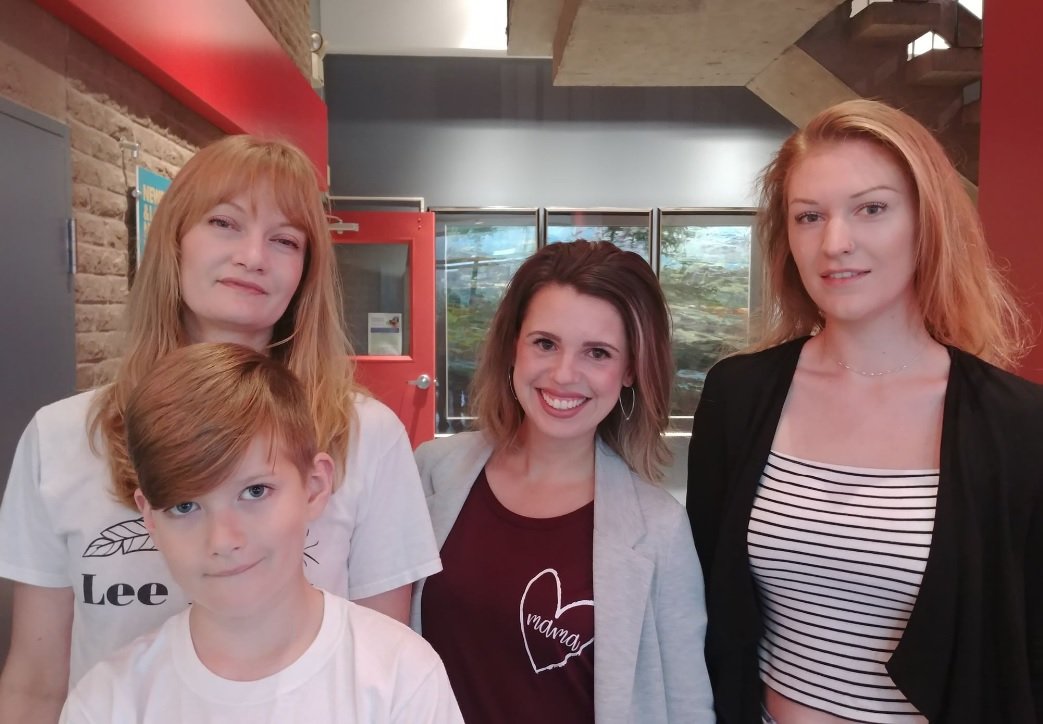sjmorningshow's tweet photo. Are you a dad mastering twisting hair elastics &amp; perfecting ponytails.

Or do you have no clue how to do your kids hair?

Lee York Kids &amp; Little Chic Bowtique are holding a Daddy-Daughter Hair Workshop Sunday.

Jennifer &amp; Liam Collins, Melissa Bennett &amp; Kat Clifton are in studio. https://t.co/emRSULEWgq