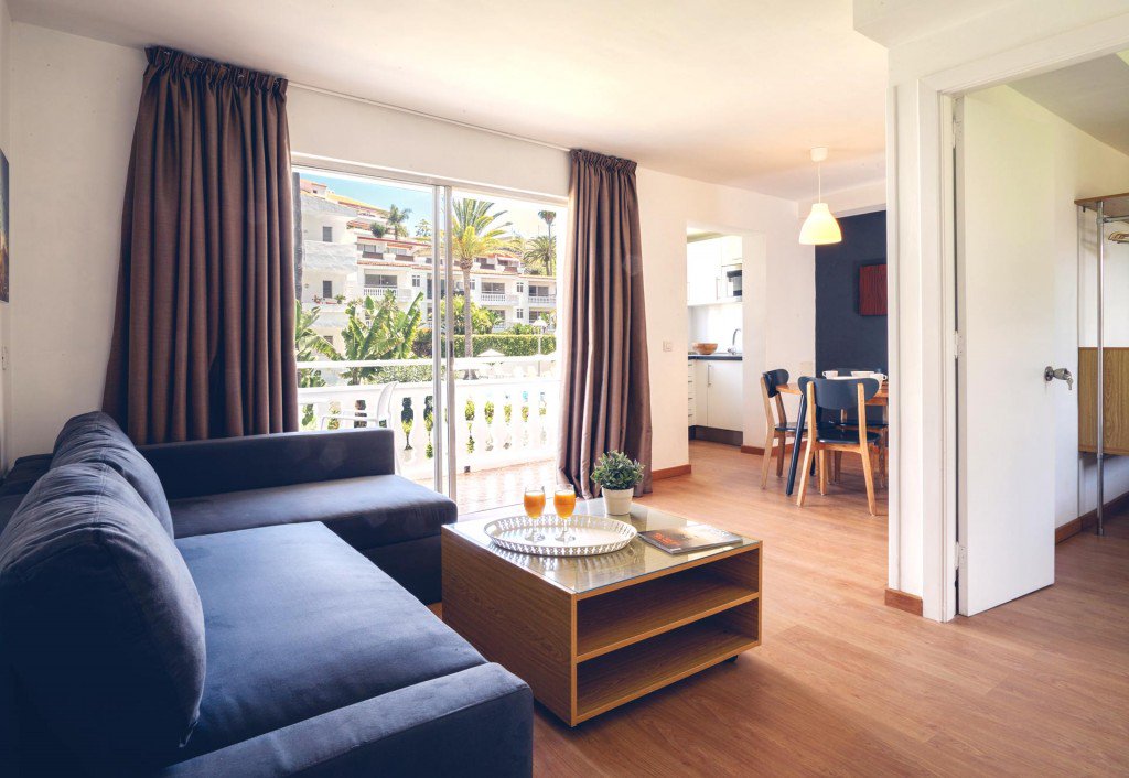 RouteActive's tweet photo. ¡No te quedes sin vacaciones por no poder permitírtelo! 😀
En #RouteActiveHotel ofertamos un descuento de 20% en nuestras habitaciones con media pensión incluída. ¿Te lo vas a perder? ¡Reserva ya! 😍😜
👉https://t.co/iQFYWVKvAD https://t.co/1io0YXje2Y