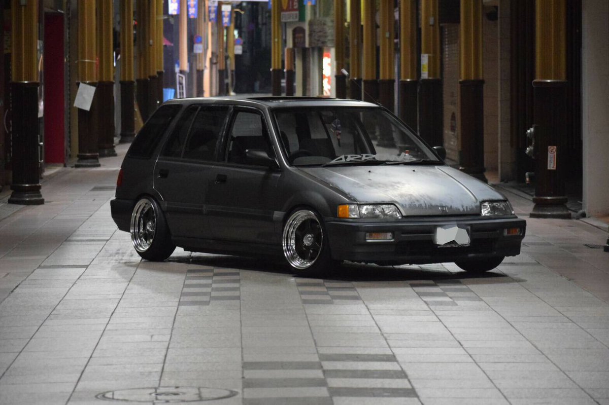 superstarwheel's tweet photo. CHEVLON RACING
Owner car gallery
HONDA CIVIC SHUTTLE (EF)
- S1C UH - 
COLOR : MATTE BRONZE
HONDA車でのオーダーが多いシェブロン！
今となってはレアなシビックシャトルでのオーダー^_^
色褪せたボンネットが時代を感じ味があります！
ただ今「シェブロンレーシング」S1C/S1N/M1Nの画像を募集中 https://t.co/0i8zaabNIM