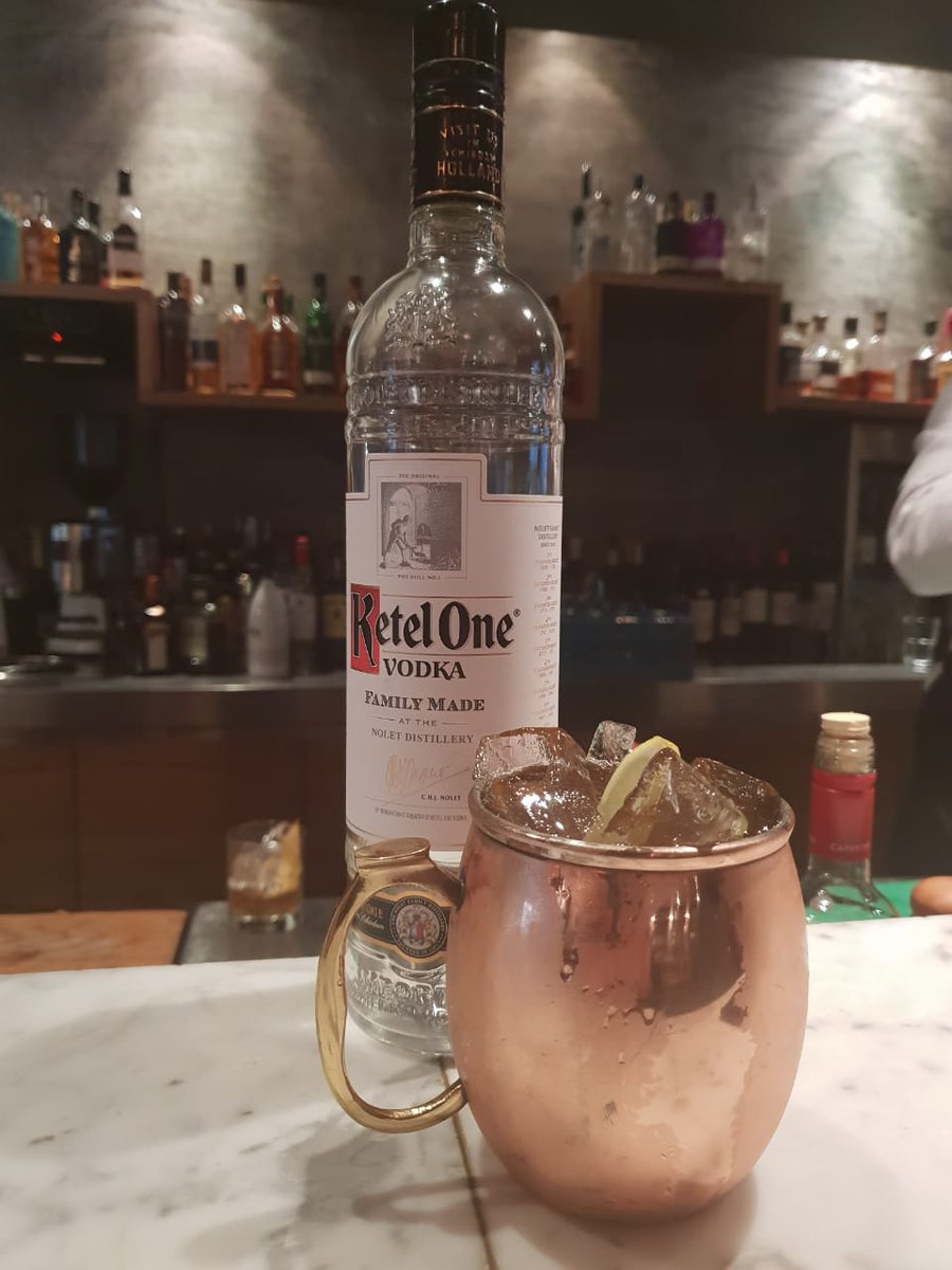 CarneCollection's tweet image. Sip back, relax, and enjoy happy hour with us in our trendy upstairs bar at #CarneKeerom.