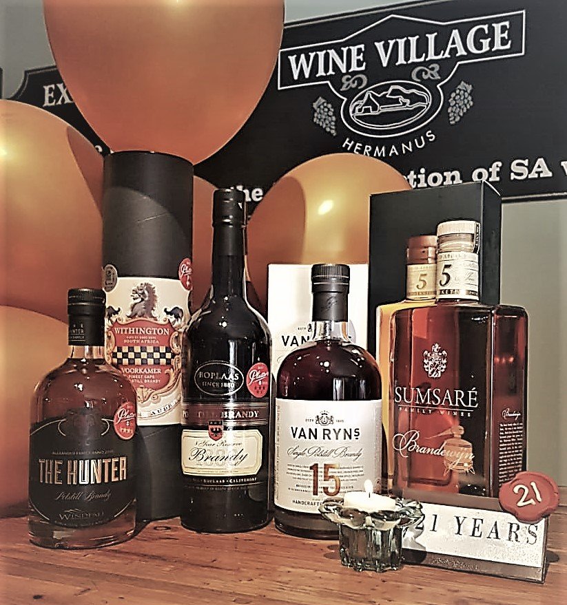 winevillage's tweet photo. Join @winevillage as we #Celebrate our #21st birthday. Join #PaulduToit at the tasting counter this weekend & enjoy a #FineWineTime. @Boplaas1880 @van_ryns_brandy @SumsareWines @Ridgebackwines1
@Kloovenburg @RemhoogteWine @AtaraxiaWines @RicketyBWinery #Ashbourne #MattKrone https://t.co/fcNuqJZIDT