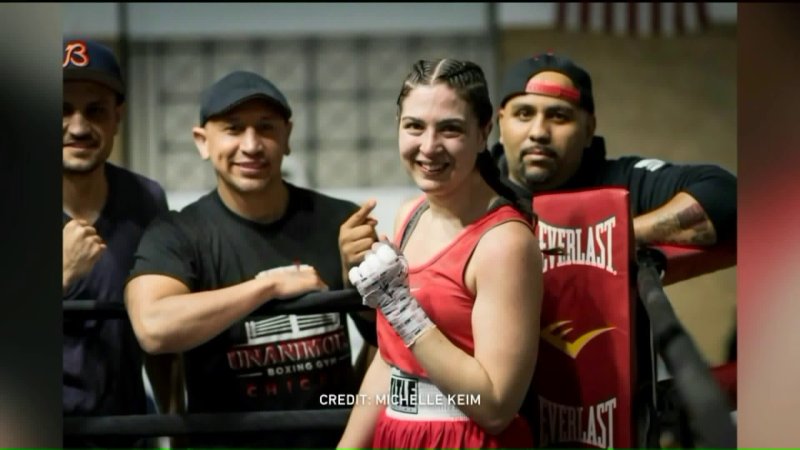 myfox8's tweet photo. Would-be muggers unknowingly target Golden Gloves champ https://t.co/SL6ZTsMMkX https://t.co/j9xewKKrnS