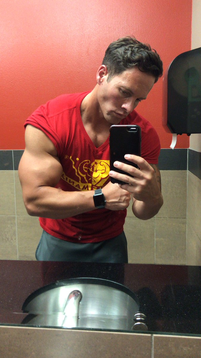 heath_cates's tweet photo. Exercise and fitness are my means to fight stress and anxiety...exercise can be used to fight many issues . Start using fitness to motivate your life 

#fitbeats #fitfriday #fitness #fit #fitlife #beatstress #beatanxiety #becomestrong #fitnessmotivation #inspire https://t.co/vKMkS8LGxs