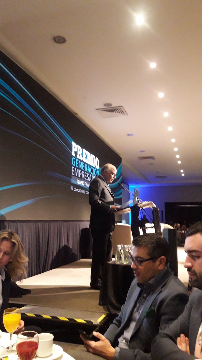 jcoscl's tweet photo. Participando en el #PremioIntegridad de Fundacion Generacion Empresarial. https://t.co/S9LSMqPKmr