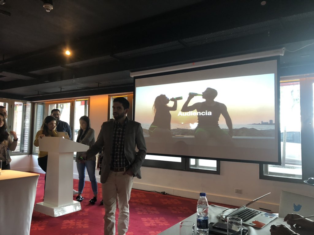 GoingBeyondBA's tweet photo. Team 1 y su pitch perfect 🤩 #GoingBeyondBA https://t.co/rxp9mupYz0