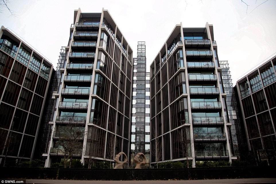 HarroldCane's tweet photo. With a @OneHydePark flat on the market for £75m, how do @PresRajapaksa @GotabayaR afford homes there? Papers with Project Grande (Guernsey) Ltd show CASH payments... See my book Sri Lanka Heist

#Corruption #prespollsl @MaithripalaS @RW_UNP @anuradisanayake https://t.co/TRlhjRtifB