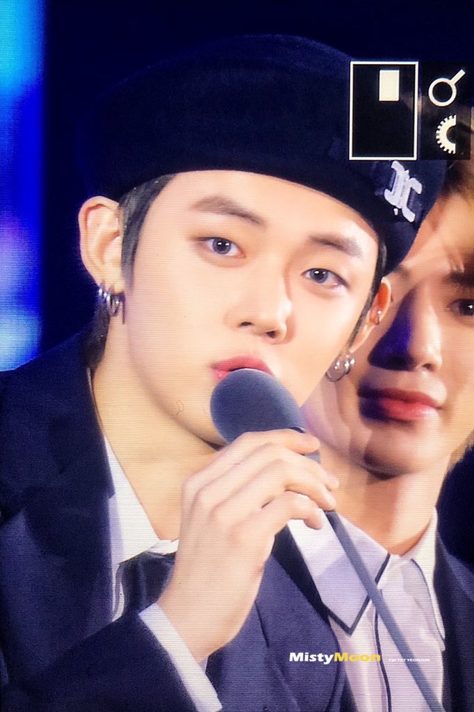 MistyMoon0913's tweet photo. 190823 소리바다 
#연준 #YEONJUN #TOMORROW_X_TOGETHER
 #TXT https://t.co/H2GXd5nSCo