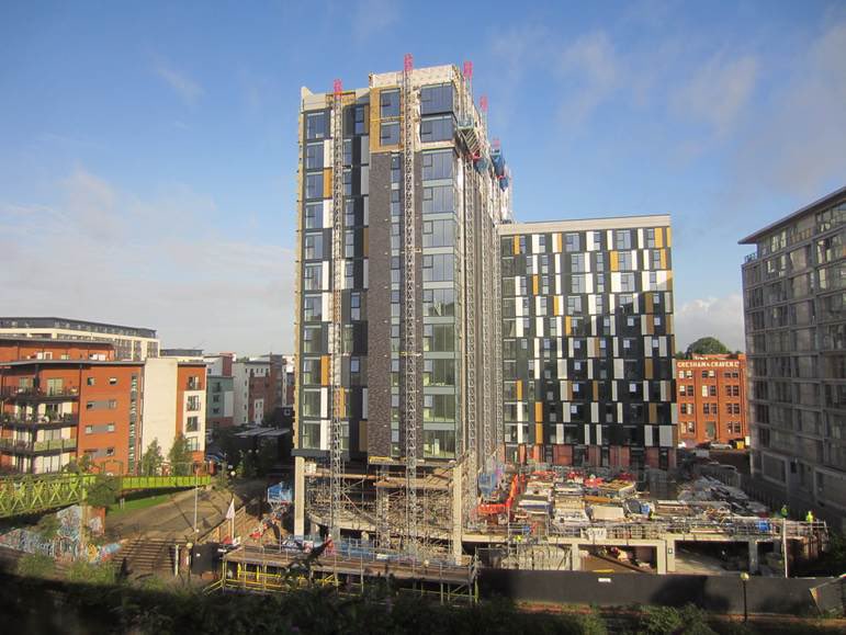 Chris McGoff (@chrismcgoffmanc) on Twitter photo Phase2 of Downtown looking great from the tram! #Downtown #Manchester #Salford #Construction #NewHomes <a href="/McGoffConstruct/">McGoffConstruction</a> Phase2 of Downtown looking great from the tram! #Downtown #Manchester #Salford #Construction #NewHomes <a href="/McGoffConstruct/">McGoffConstruction</a>