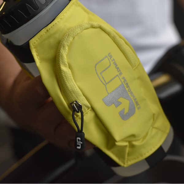 TheOnlyWayIs_UP's tweet photo. KEEP CALM AND STAY HYDRATED 
.
Buy Here: https://t.co/O7Lwep9E19
.
#Hydration #Waterbottle #UltimatePerformance #KeepCalmAndCarryOn https://t.co/Dkind35zLr