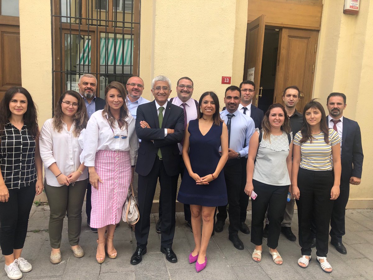 GundogduSefik's tweet photo. Pttbank Eyüp ofisimiz ile bir arayadayız..Her biri birbirinden kıymetli çalışma Arkadaşlarıma başarılar diliyorum.
#ptt#pttbank #pttpos #pttsigorta #pttvas #dijitaldönüşüm #stratejikdönüşüm #pttçalışırhayatdeğişir https://t.co/CgLoHC6Tqs