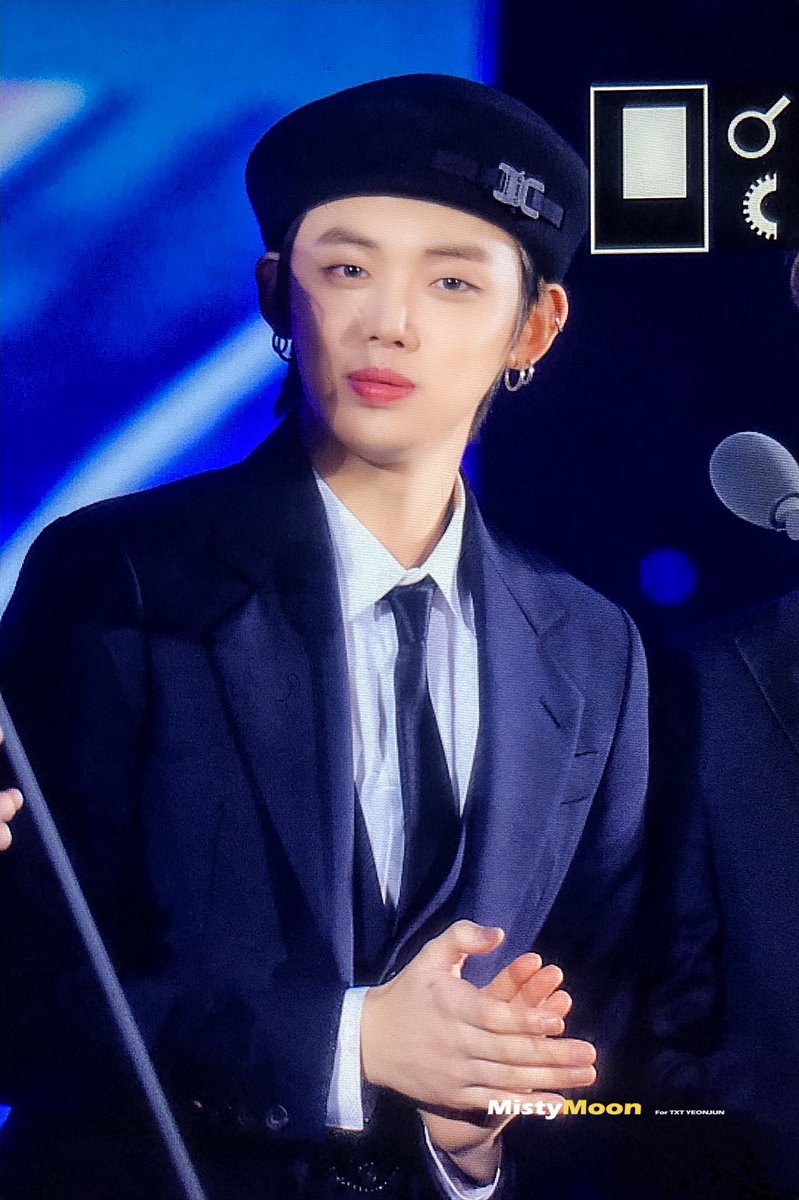 MistyMoon0913's tweet photo. 190823 소리바다 
#연준 #YEONJUN #TOMORROW_X_TOGETHER
 #TXT https://t.co/fvXooSorgU