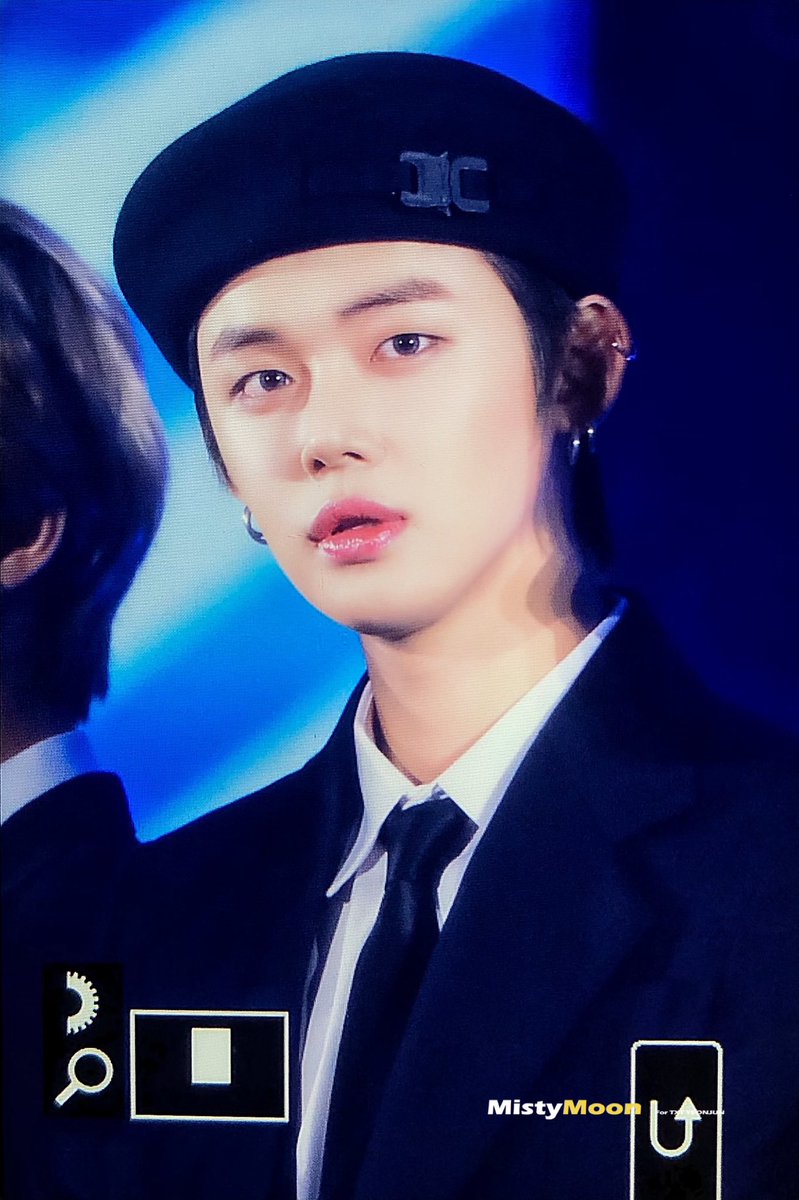 MistyMoon0913's tweet photo. 190823 소리바다 
#연준 #YEONJUN #TOMORROW_X_TOGETHER
 #TXT https://t.co/fvXooSorgU
