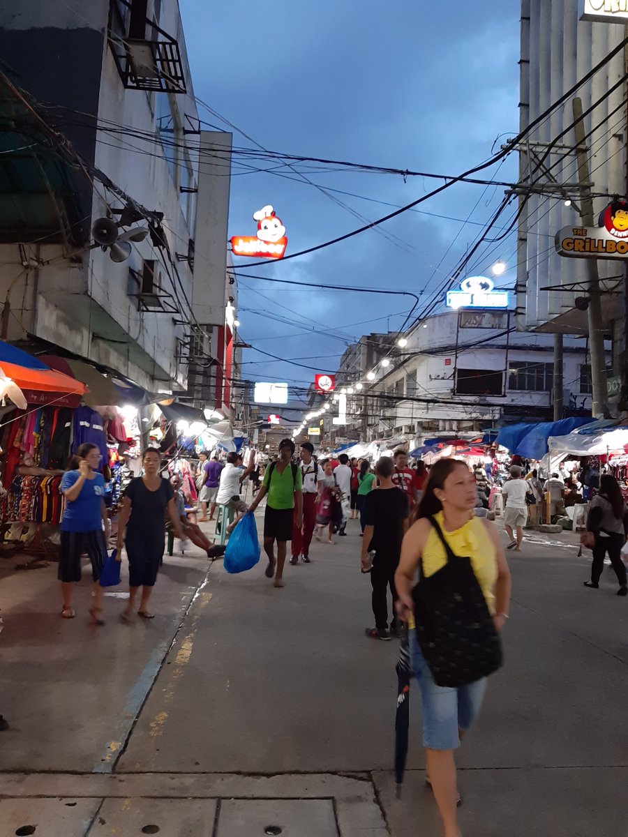 skyler_ron's tweet photo. Sarap pag ganito kaluwag dito sa manila.. https://t.co/JauJuEW2V5