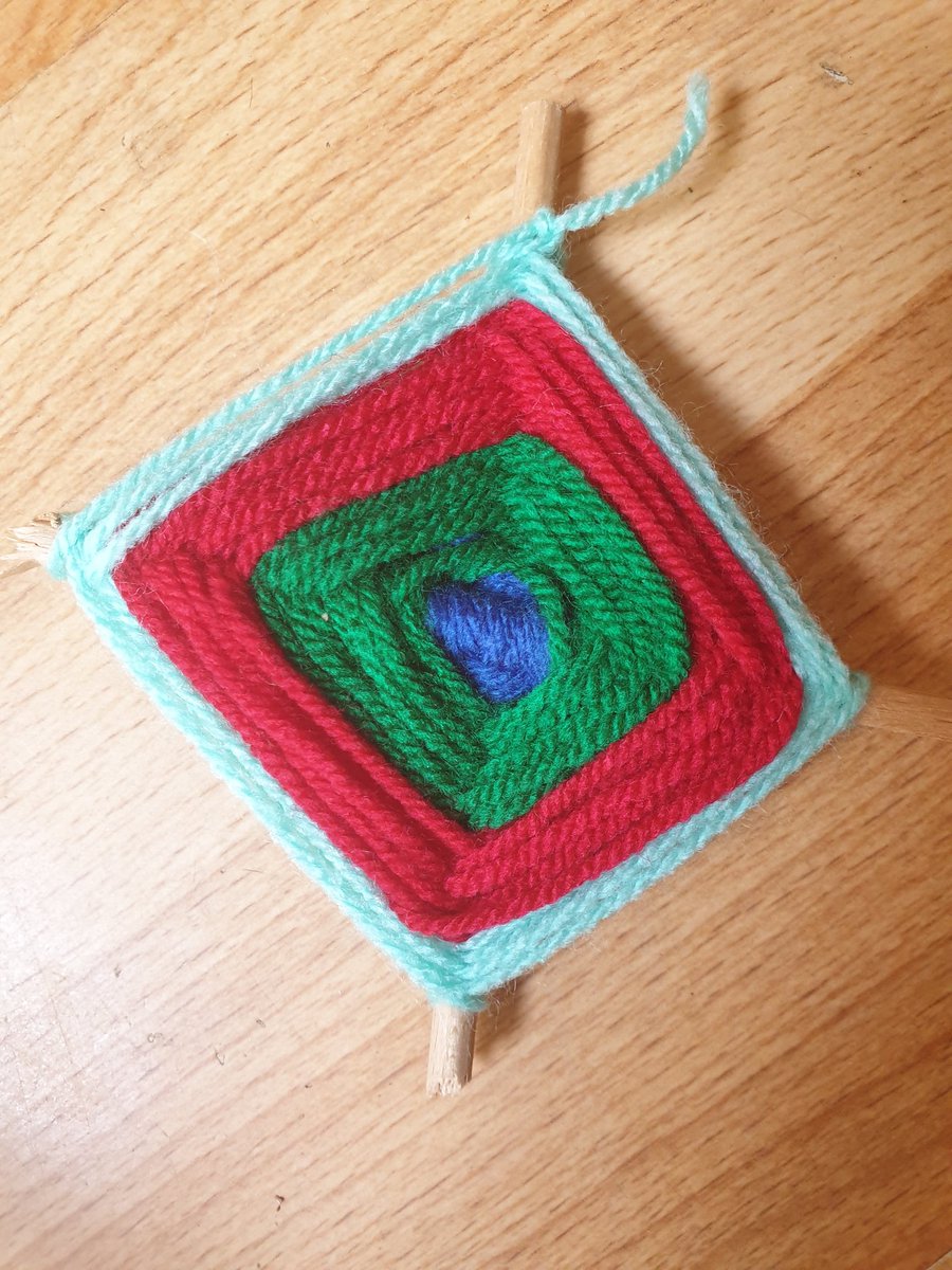 MissStupples's tweet photo. Sitting here practicing new skills to teach the children at forest school..
#notbadforafirstattempt
#nevertooldtolearnnewskills
Thanks to @Richstories for introducing me to the weaving... https://t.co/vPZ2LPBrfl