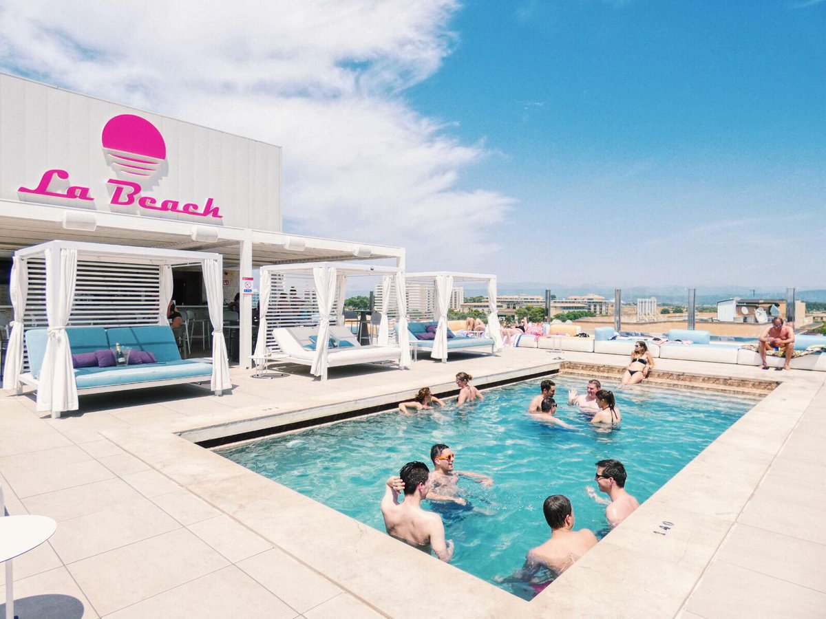 IndicoRock's tweet photo. Pool, Music and Fun!!! Are all the ingredients for an awesome #summerholiday, we provide it all, you just have to come #IndicoRock https://t.co/2y1LUIwpdX