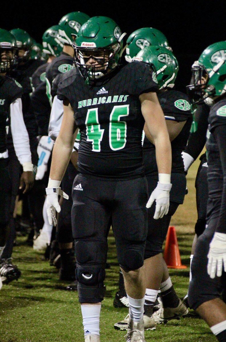 EastHamFB's tweet photo. Gameday. Last captain. #46 Aidan Holt SR. LB #BeatSignal https://t.co/KlXLKlpJmD
