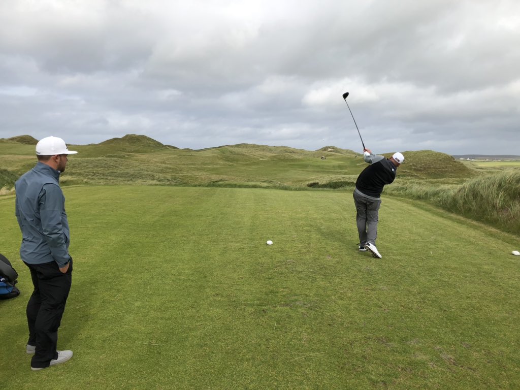 EIGTravel's tweet image. The Sprague group from the US teeing off @CarneGolfLinks this morning as part of @SMLinks 2019! #SMLinks2019 #eigtravel