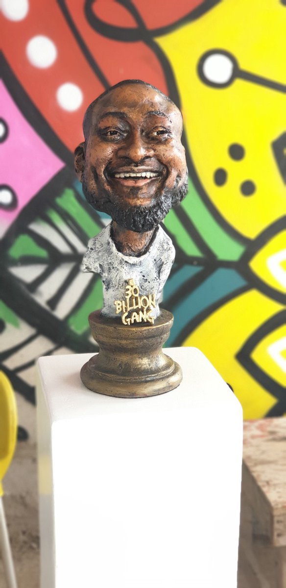 allosculpt's tweet photo. On display at #Variations2019 Arts Centre Accra. #Caricaturesculpture @iam_Davido 🤯🤯🤯🤯. @SubDeliveryZone https://t.co/S1yZHakGGq