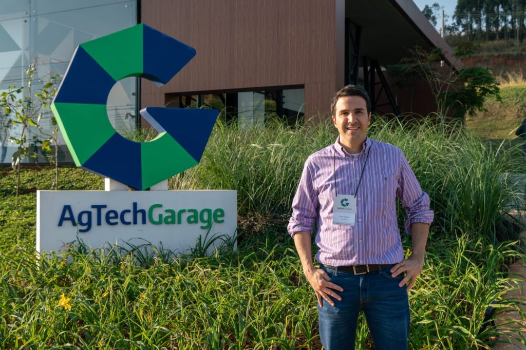 OCPGroup's tweet photo. The second startup is Agrorobotica. it uses laser-induced breakdown spectroscopy #technology and artificial intelligence to provide accessible, accurate and complete soil analysis #AgTechGarage https://t.co/DZy933J1il