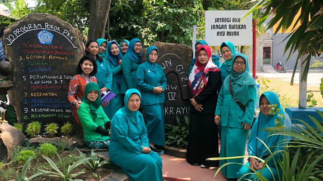 kelkarangayu's tweet photo. Kamis (22/8) Lomba 10 Program Pokok Pkk Kelurahan Karangayu mewakili @Kec_SMGBarat untuk maju di tingkat  Kota.
Lomba meliputi beberapa kegiatan dg masing2 laporan admistrasinya langsung dinilai oleh tim Dewan Juri dari TP PKK Kota.
Cc: @hendrarprihadi @mbakITASMG @Tatik22282077 https://t.co/rmoTpQZqCn