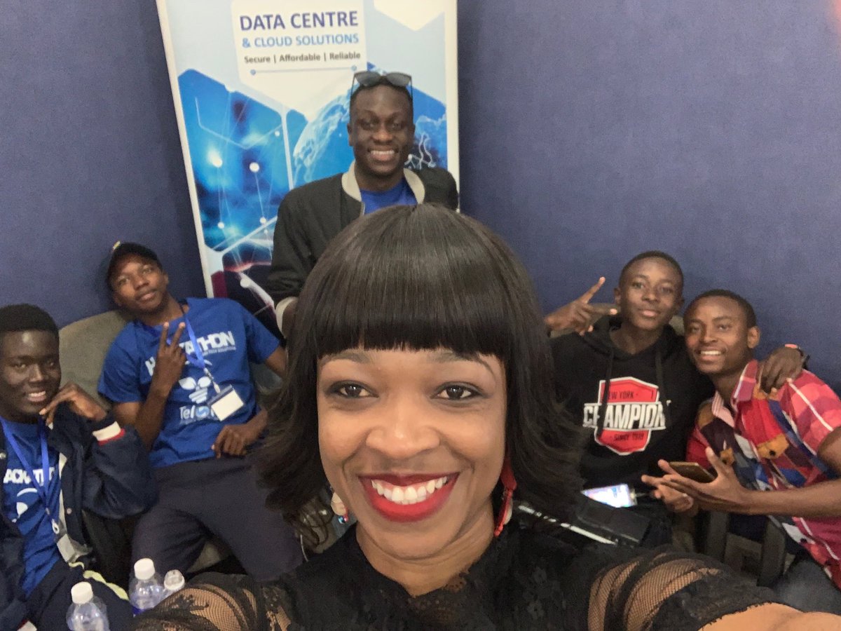 SiceloSTEMLADY's tweet photo. ⁦@TelOneZW⁩ hackathon participants counting down to pitching💪🏾 Youth’s AgriTech solutions contribution to Agriculture economy❤️ #AgriTech #STEMInnovations ⁦@ElevateTrust⁩ ⁦@ZimHack1⁩ ⁦@WashFellowship⁩ https://t.co/l3iyM6Lp5F