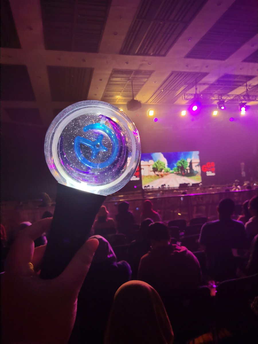 ksenseid's tweet photo. Go Go GFRIEND!
@ShopeeID #ShopeeNobarGFRIEND https://t.co/QvIyA6Mp0I