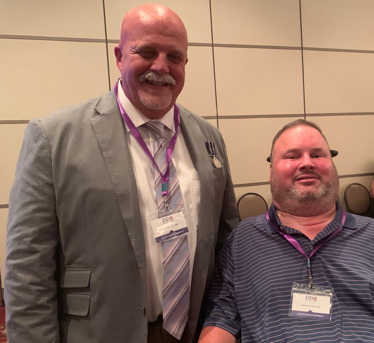 AndyBrookeLmstn's tweet photo. It was an absolute pleasure (and honour) to meet @HonSFletcher.
That smile on my face reflects the buzz of #PPCconference around us and the jocularity of our conversation. Savoir-faire with a disarming charm. Graciously gave me his two books. Thx!
@peoplespca #PPC2019 #ygk https://t.co/TxwMTcZ2Qs