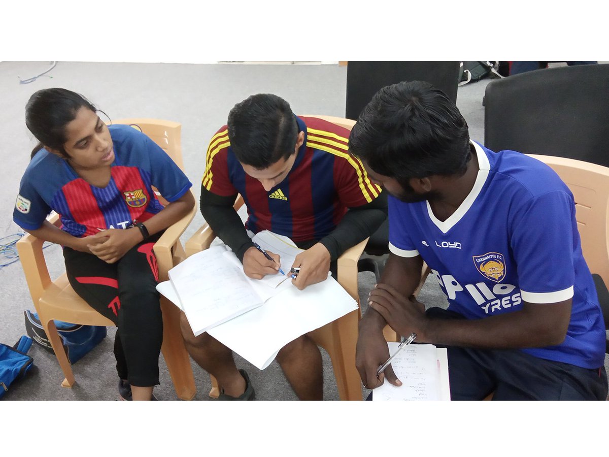 World1FS's tweet photo. 📸's from the 4-day long World1 Football Schools coaches' workshop!
#World1FootballSchools #World1FS https://t.co/A4j0ET0jTb