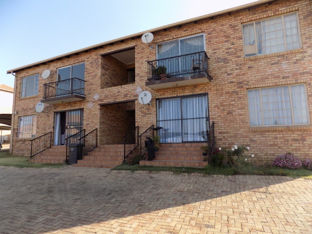 RelianceAuction's tweet image. 2 BEDROOM - 1 BATHROOM - NEW COMPLEX - LOW MAINTENANCE - 24 HR SECURITY

WANT THIS PROPERTY IN NORTHGATE??

For 'INFO PACK' comment with your email and contact number below, or contact George on 0603999654