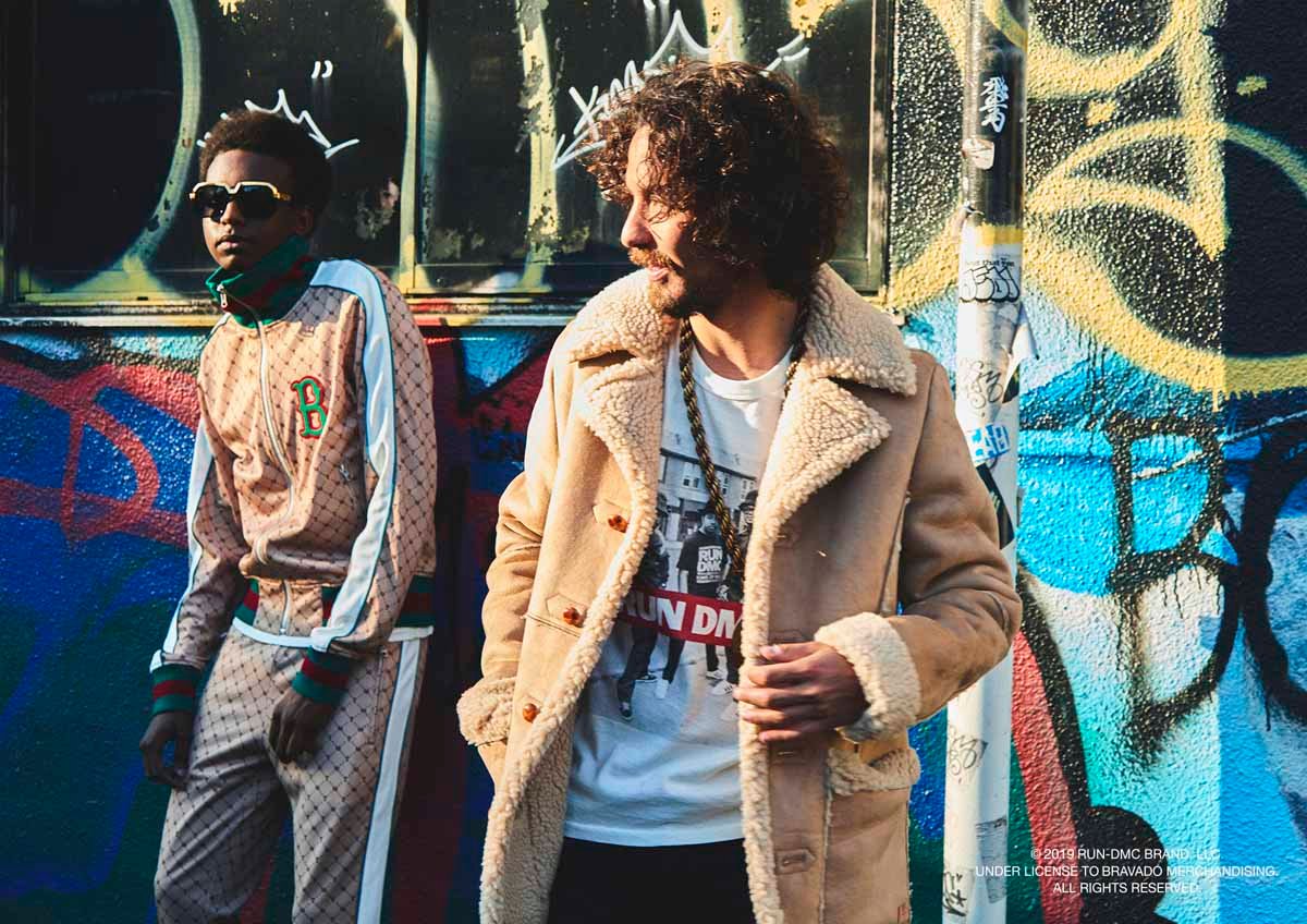 Fashion J Com Auf Twitter Tmt ティーエムティー Hiphop発祥の地 Ny Brooklyn の1970年代当時の ファッションと1980年代 Rundmcがhiphop Musicを根付かせた背景やファッションをtmt流のテイストに落とし込み展開 ティーエムティー Tmt ブルックリン フィーバー Fashion J Com Auf Twitter Tmt ティーエムティー Hiphop発祥の地 Ny Brooklyn の1970年代当時の ファッションと1980年代 Rundmcがhiphop Musicを根付かせた背景やファッションをtmt流のテイストに落とし込み展開 ティーエムティー Tmt ブルックリン フィーバー