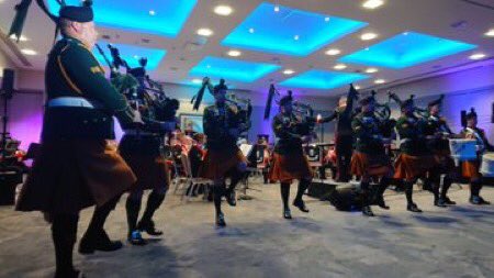 6_Inf_Bn's tweet photo. Thank you to all who contributed to @defenceforces Gala Concert in the @RadissonAthlone last evening. Superb performances from Band 2 Bde, Athlone A Capella, Raphaela Mangan and the @defenceforces Pipes and Drums witnessed by a full house #InspiringPride #StrengthenTheNation https://t.co/bTyjfoIgKq