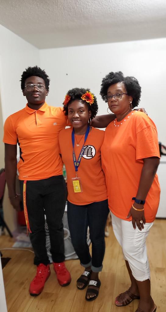 SGTheBestNest's tweet photo. #UnitedAgainstBullying🧡 #BITigers🐯 #SGMSEagles🦅 @BradwellTigers @SGTheBestNest @LibertyCoSchool https://t.co/LSvo9u1FBq