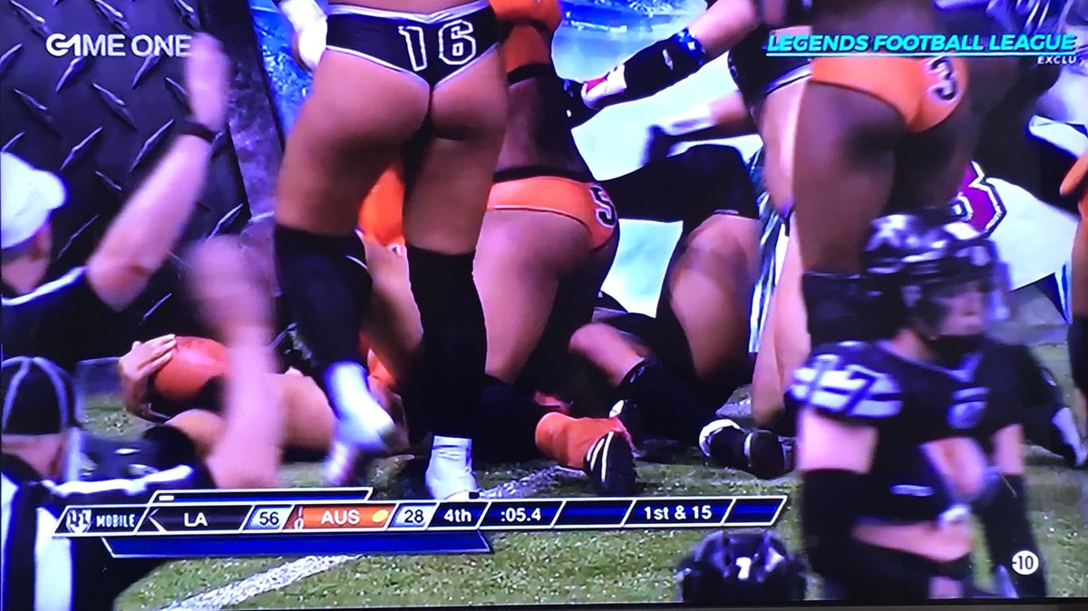 LeMagnetoscope's tweet photo. 🏈 Devant ⁦@gameone⁩ pour la #LFL
👙 FF @MyLFL #Sport #Football https://t.co/oD90wGtDiU