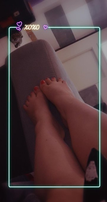 Sono i dettagli che fanno la differenza #corpettopizzo #pussy @Tabu24_sexyshop #feet #fetish #schiavo<a href="/tag/corpettopizzo"class="tags">#corpettopizzo</a><a href="/tag/feet"class="tags"><span>#feet</span></a><a href="/tag/fetish"class="tags"><span>#fetish</span></a><a href="/tag/money"class="tags"><span>#money</span></a><a href="/tag/pussy"class="tags"><span>#pussy</span></a><a href="/tag/cam4"class="tags"><span>#cam4</span></a><a href="/tag/schiavo"class="tags"><span>#schiavo</span></a>