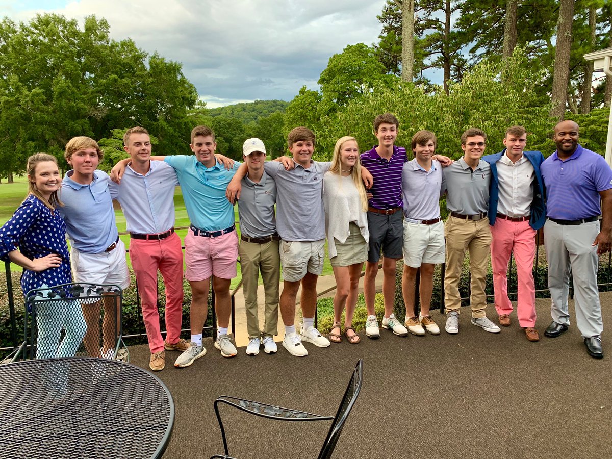 HurricaneChs's tweet photo. 2019 Cartersville golf postseason banquet in the books! Looking forward to big year in 2020! https://t.co/SyBflmsJQz