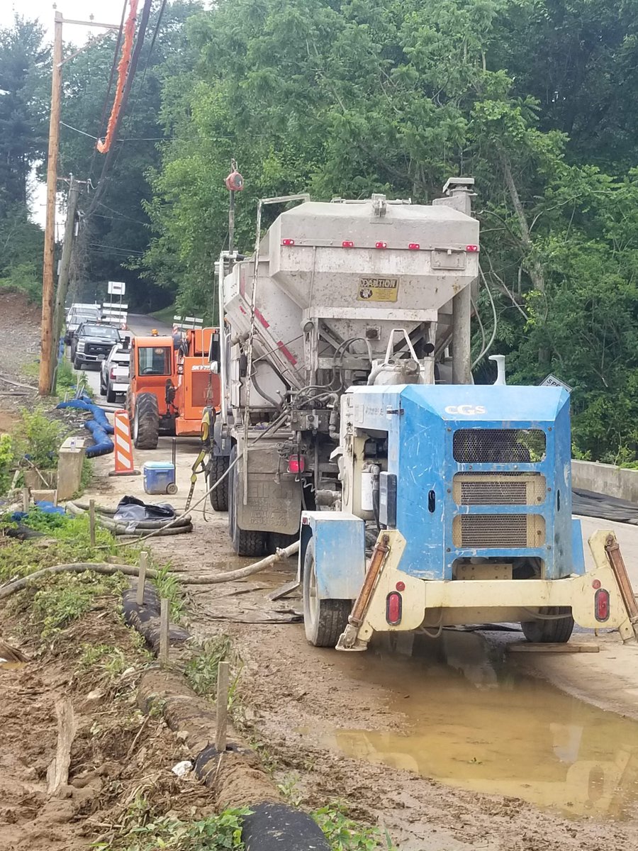 cgsgeotech's tweet photo. How we roll up on a #CompactionGrouting job... #Fleet https://t.co/Gd4qfrC0R6