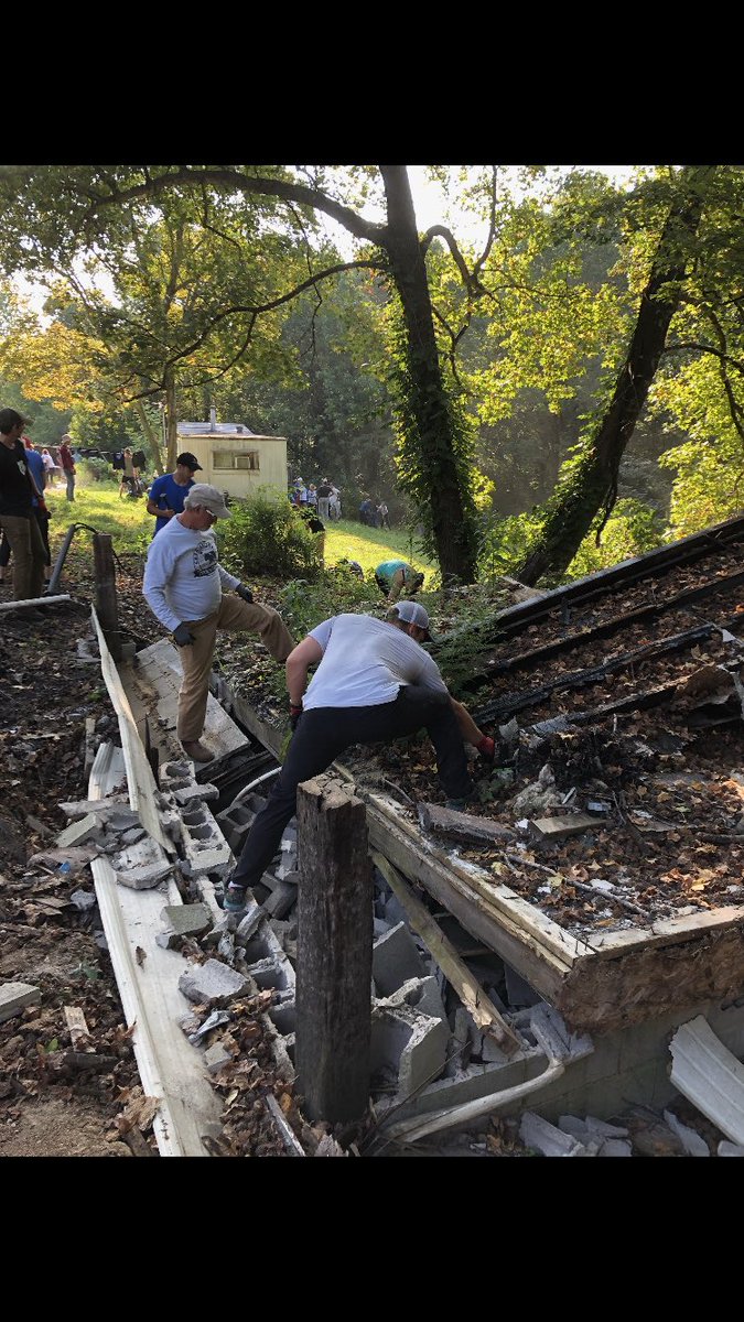 Scots_Soccer's tweet photo. Here are some pictures from the Service Project on Wednesday. We are proud to partner with Project 52!!#NotForSelf https://t.co/4FY2Cv8dOG